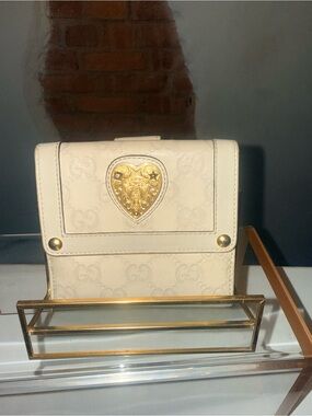 Gucci Babouska Heart Crest Guccissima W-Hook Wallet - Cream Excellent